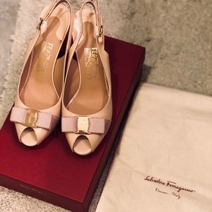 Ferragamo slingback pump (brand new 8.5c)